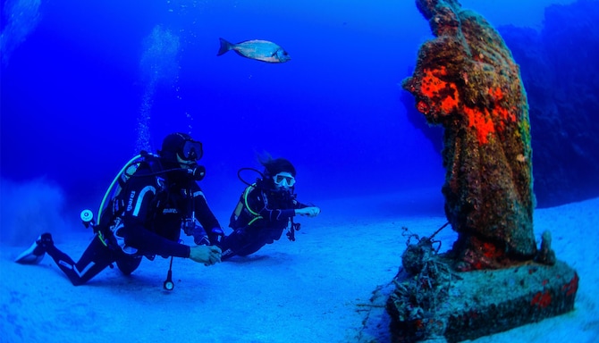 Radisson Resort and Residences Tenerife - Diving Los Cristianos - Photo: Turismo de Tenerife