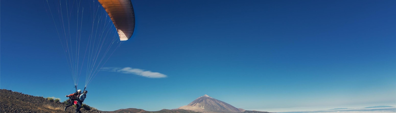 Radisson Resort and Residences Tenerife - Paragliding - Photo: Turismo de Tenerife