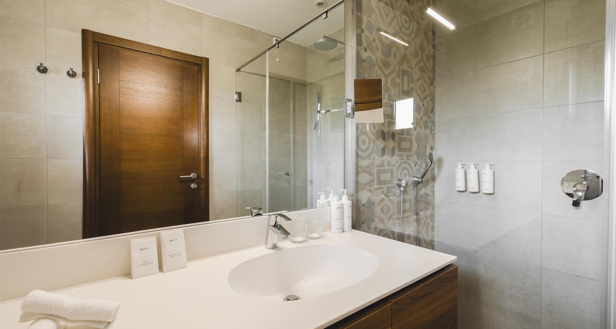 Radisson Resort Ruza Vjetrova - Bad im Gästezimmer