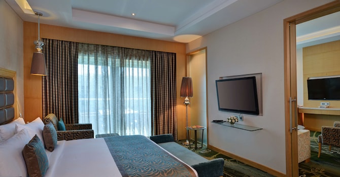 Radisson Resort & Spa Kandla - Suite with King Bed