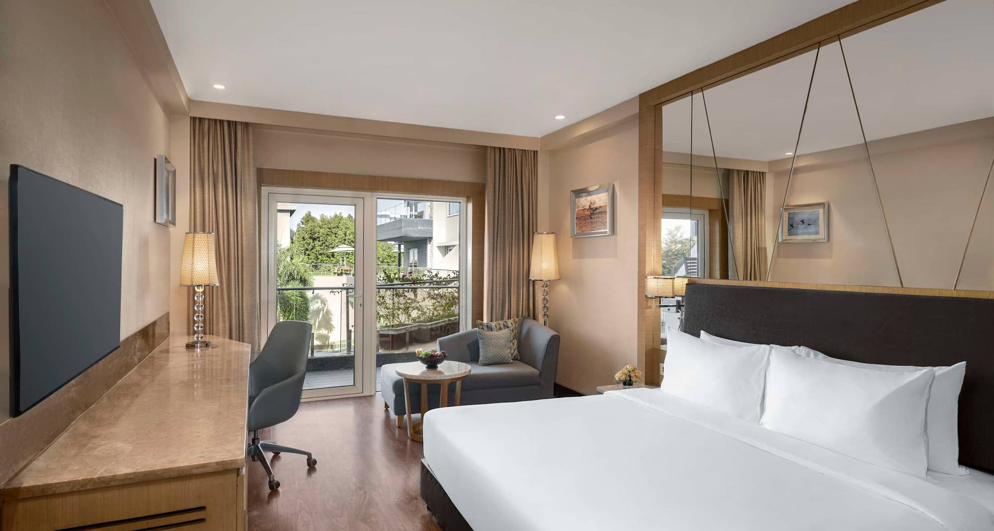 Radisson Hotel Kandla - Deluxe Room