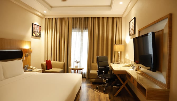Radisson Resort & Spa Kandla - Superior King Room