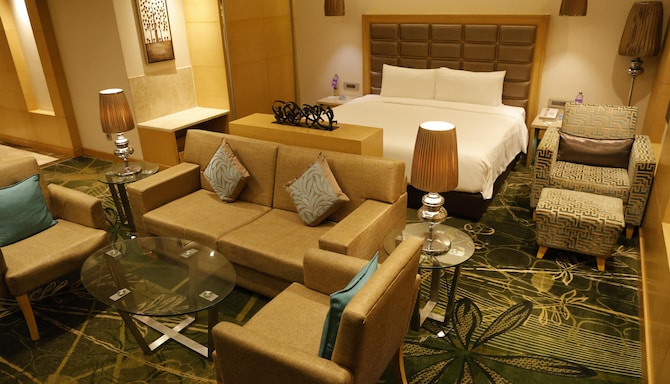 Radisson Resort & Spa Kandla - Junior Suite