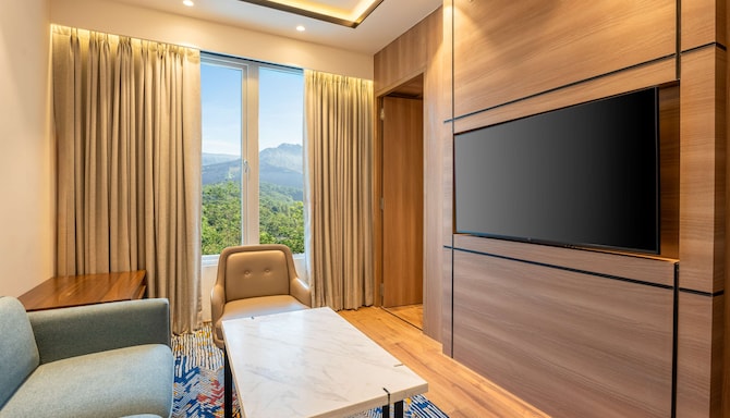 Radisson Resort & Spa Khopoli - Premium Suite