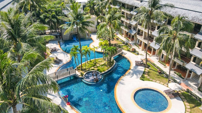 Radisson Resort & Suites Phuket - Aerial pool view