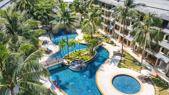 Radisson Resort & Suites Phuket - Aerial pool view