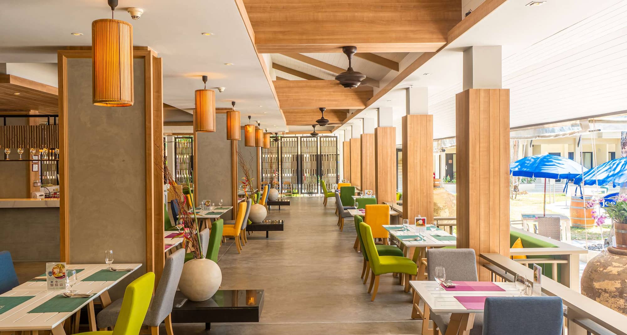 Radisson Resort & Suites Phuket - Café