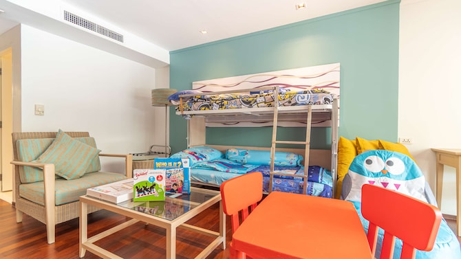Radisson Resort & Suites Phuket - 2 Bedroom Family Fun Suite