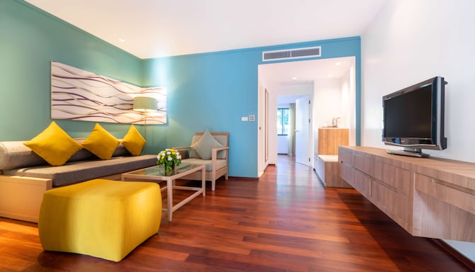 Radisson Resort & Suites Phuket - DSC HDR