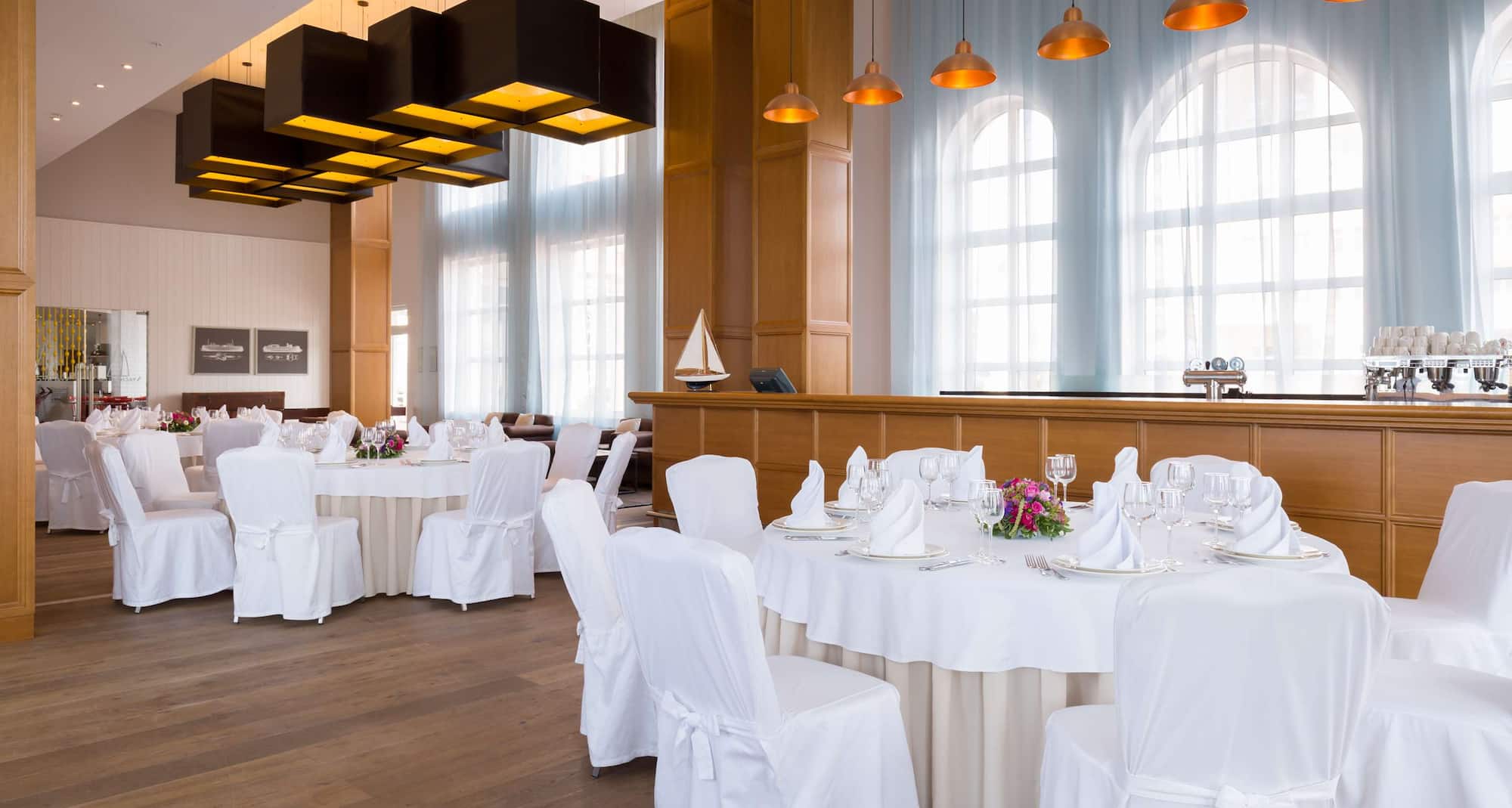 Radisson Resort, Zavidovo - Yacht Club Wedding Setup