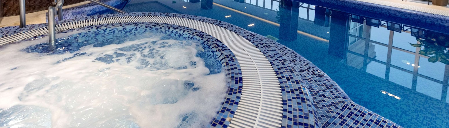 Radisson Resort, Zavidovo - Pool jakuzzi