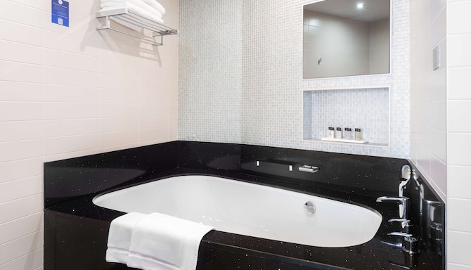 Radisson Resort, Zavidovo - Люкс ванна