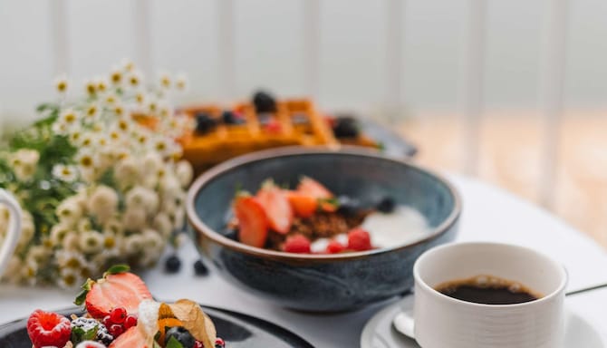 Radisson Resort, Zavidovo - Breakfast river view