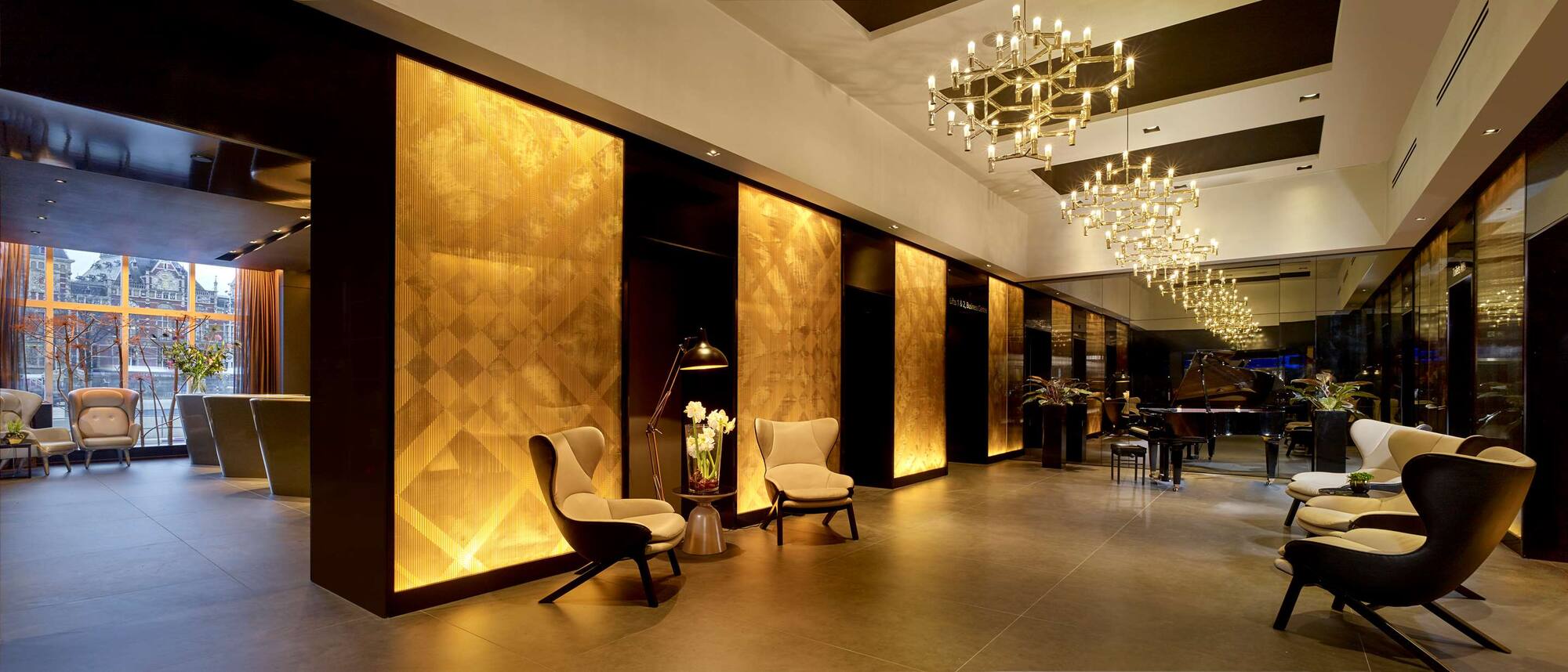 العلامة التجارية Radisson Rewards - بهو المكافآت السريعة