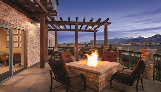 Radisson Rewards Brand - Hi BOMT CIS BOMT Patio