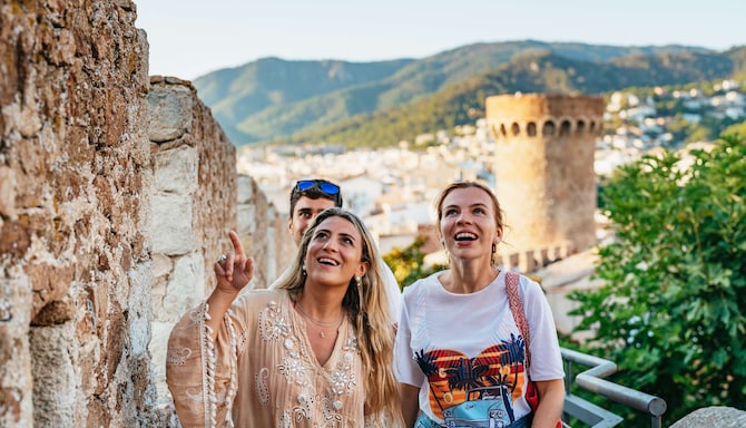 Radisson Rewards - Partners - Barcelona Tossa de Mar Kayak Snorkel Course Meal Tour