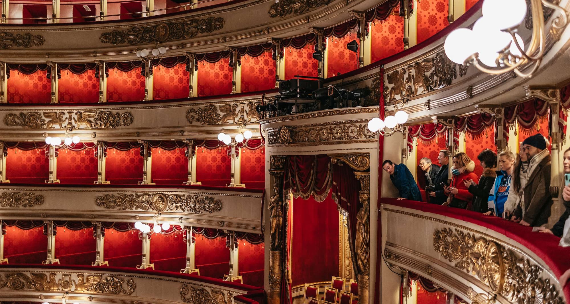 Radisson Rewards - Partners - Milan La Scala Theatre Guided Experience