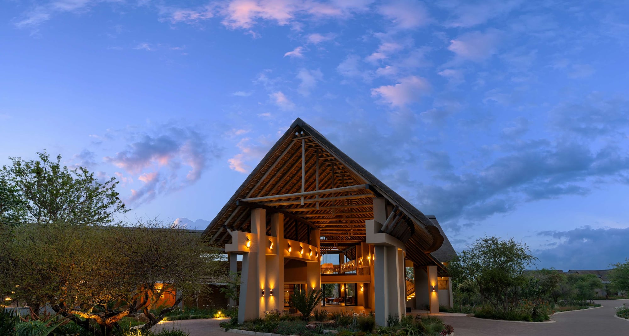 Contact Radisson Safari Hotel Hoedspruit plotting-points