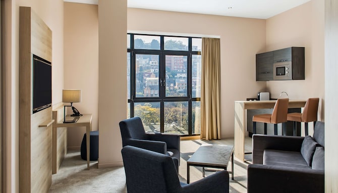 Radisson Serviced Apartments Antananarivo City Center - Гостевая комната