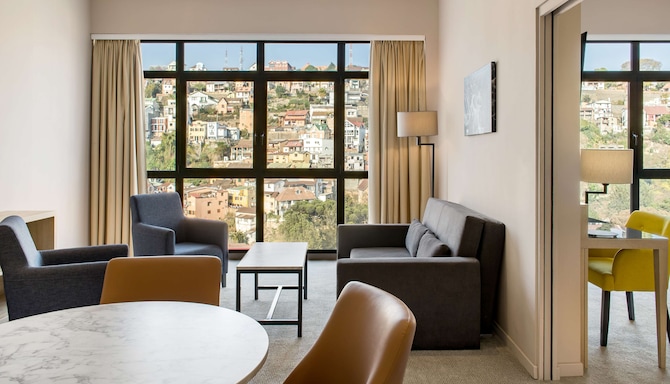 Radisson Serviced Apartments Antananarivo City Center - Гостевая комната