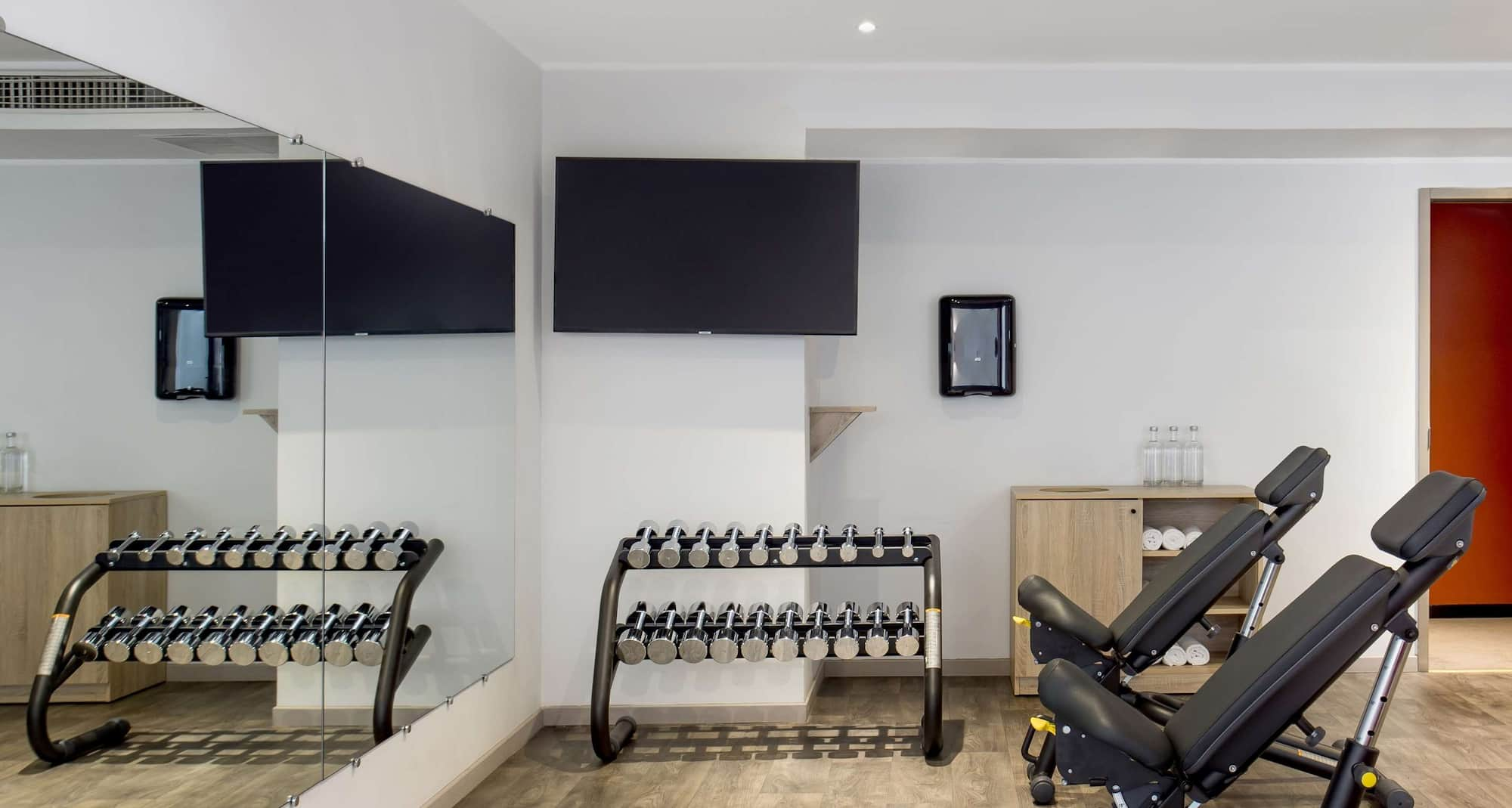 Radisson Serviced Apartments Antananarivo City Center - Gym