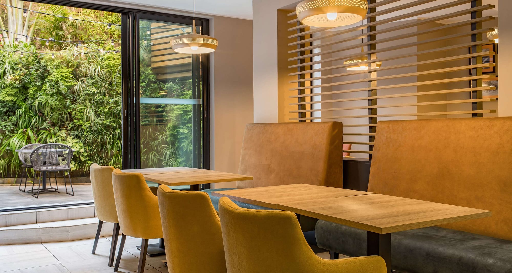 Radisson Serviced Apartments Antananarivo City Center - Restaurant