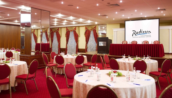 Radisson Slavyanskaya Hotel and Business Centre, Moscow — зал для мероприятий