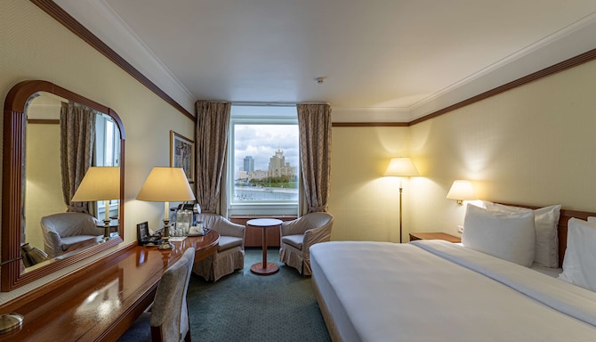 Radisson Slavyanskaya Hotel & Business Center, Moscow - 2798 Superior Room with river view