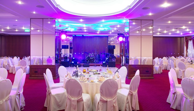 Radisson Slavyanskaya Hotel and Business Centre, Moscow - Meeting Room