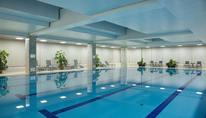 Radisson Slavyanskaya Hotel and Business Centre, Moscow - Pool