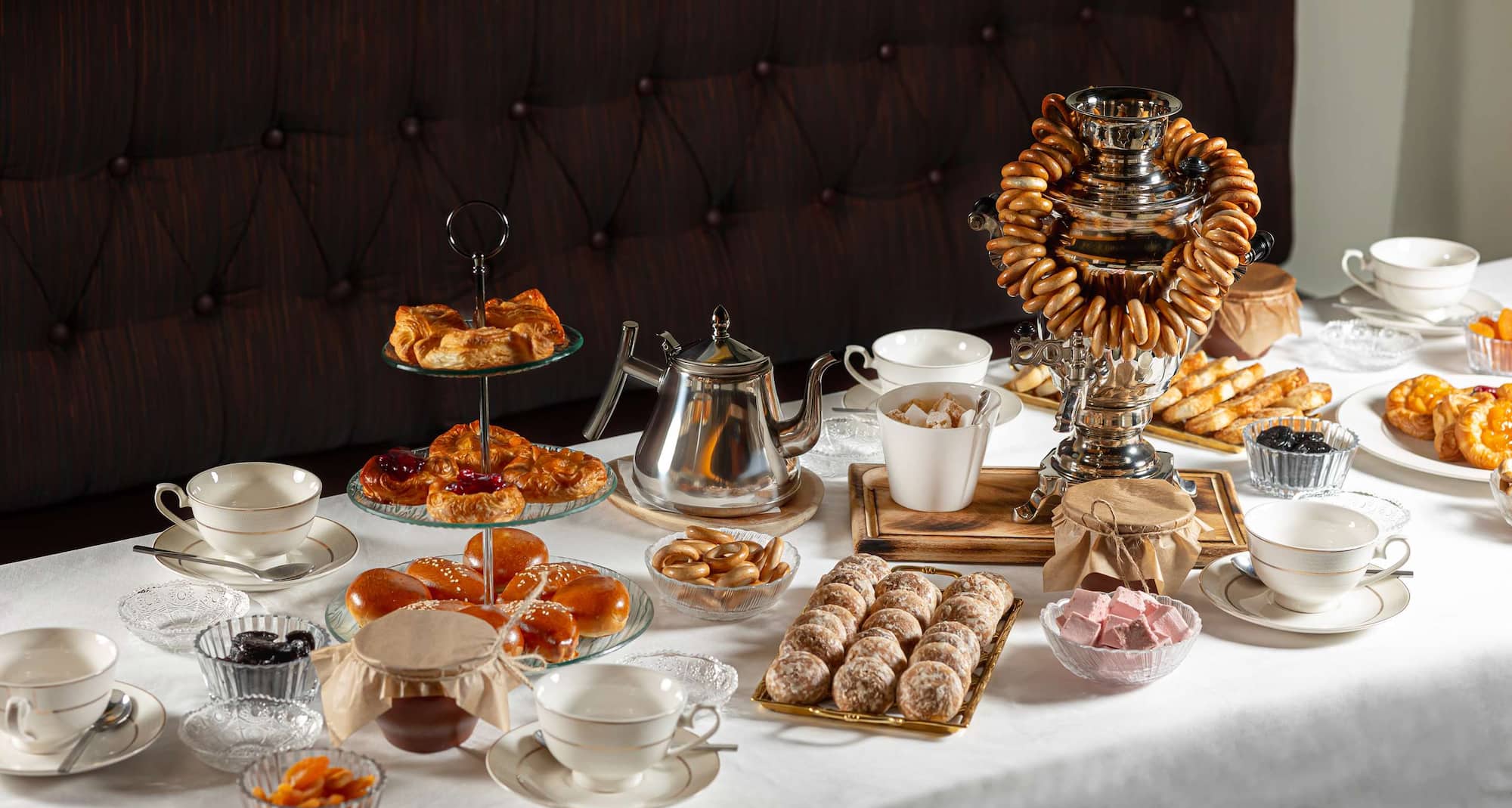 Radisson Sonya Hotel, St. Petersburg - Dostoevky's Tea - Restaurant Set Up