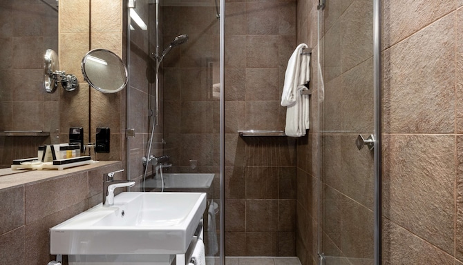 Radisson Sonya Hotel, St. Petersburg - Cosy Small Room bathroom