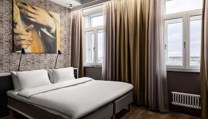 Radisson Sonya Hotel, St. Petersburg - Superior Room with city view