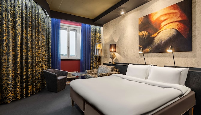 Radisson Sonya Hotel, St. Petersburg - Premium Room with city view