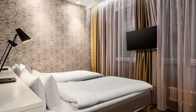 Radisson Sonya Hotel, St. Petersburg - Superior Room with twin beds