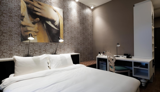 Radisson Sonya Hotel, St. Petersburg - Friends & Family Stay Multiple Room