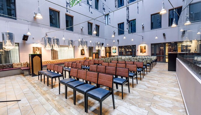Radisson Sonya Hotel, St. Petersburg - Konferenzeinrichtungen Courtyard Liberty