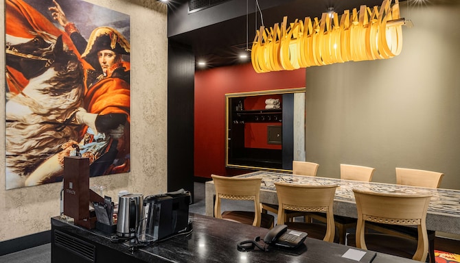 Radisson Sonya Hotel, St. Petersburg - Suite with city view