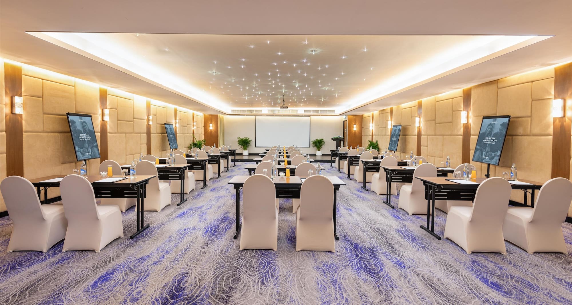 Radisson Suites Bangkok Sukhumvit - Event Room