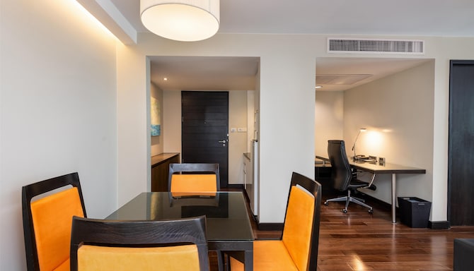 Radisson Suites Bangkok Sukhumvit - Suite