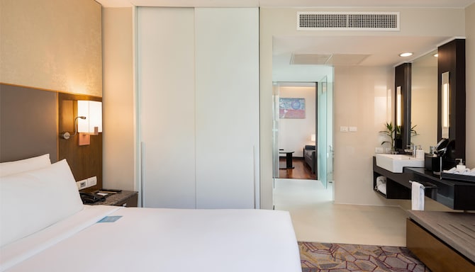 Radisson Suites Bangkok Sukhumvit - Suite