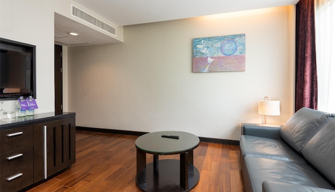 Radisson Suites Bangkok Sukhumvit - Suite