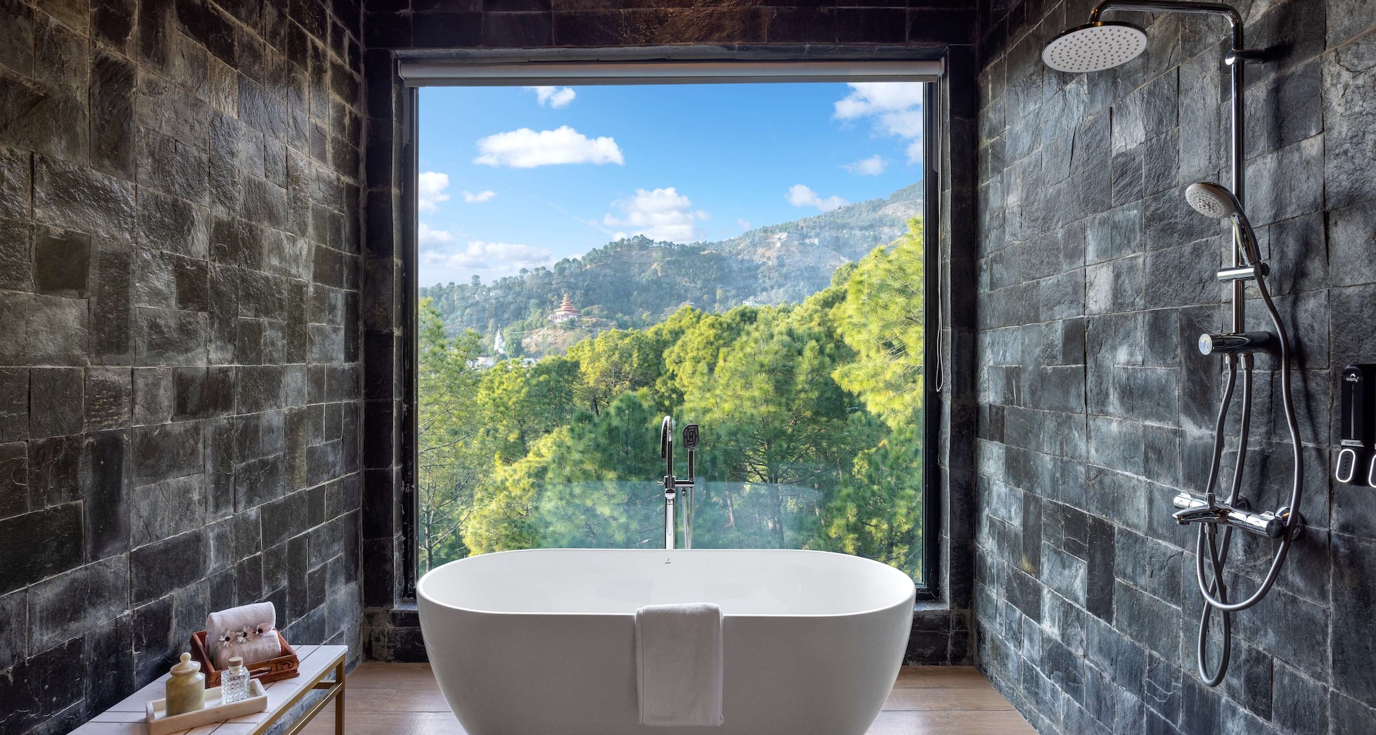 Rakkh Resort, a member of Radisson Individuals Retreats - Premium Suite bathroom