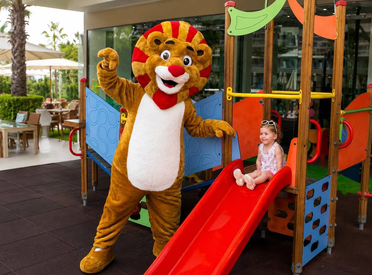 Family fun with Leon at Radisson Blu Resort, Gran Canaria