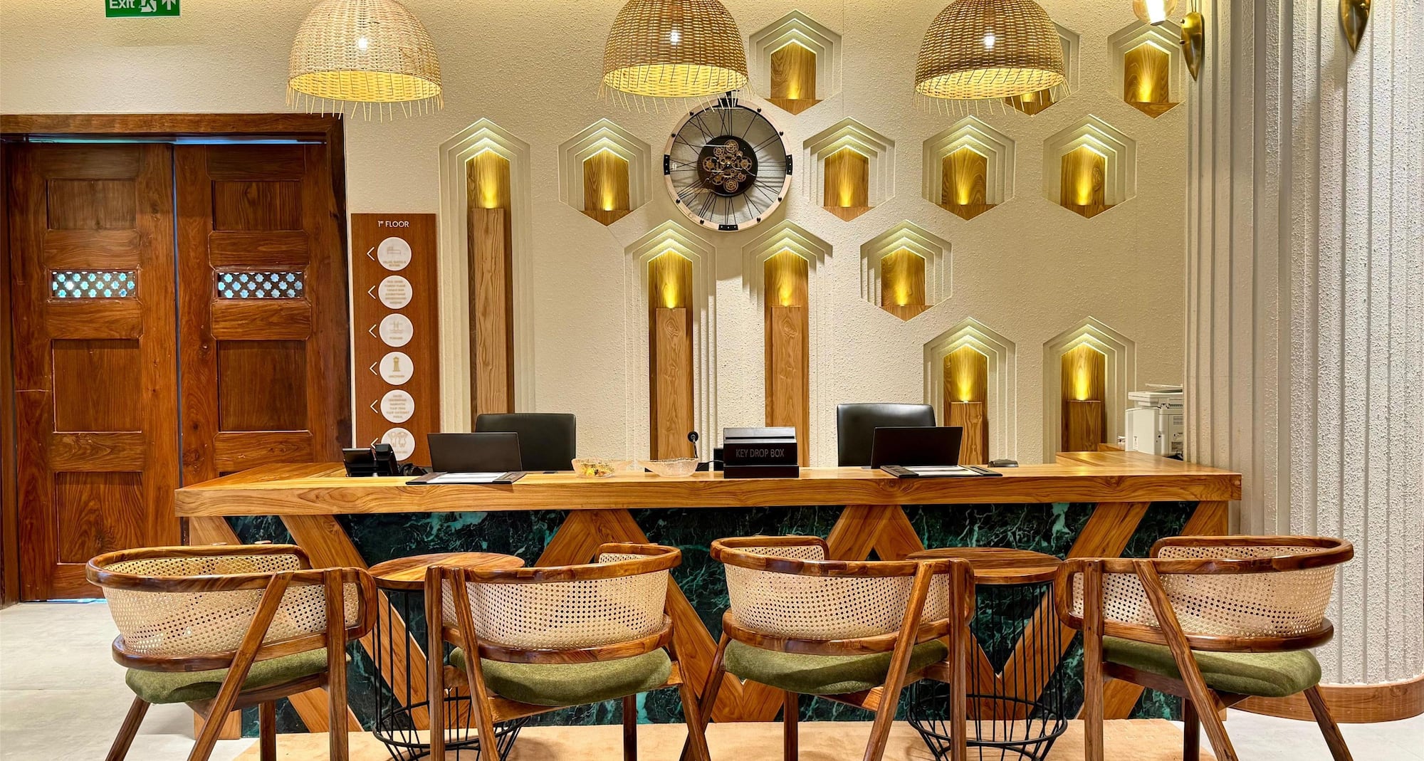 ROYAL TULIP CHITWAN NEPAL - Reception