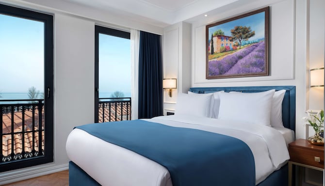 Royan Hotel Hagia Sophia Istanbul, a member of Radisson Individuals - Standard Room with sea view