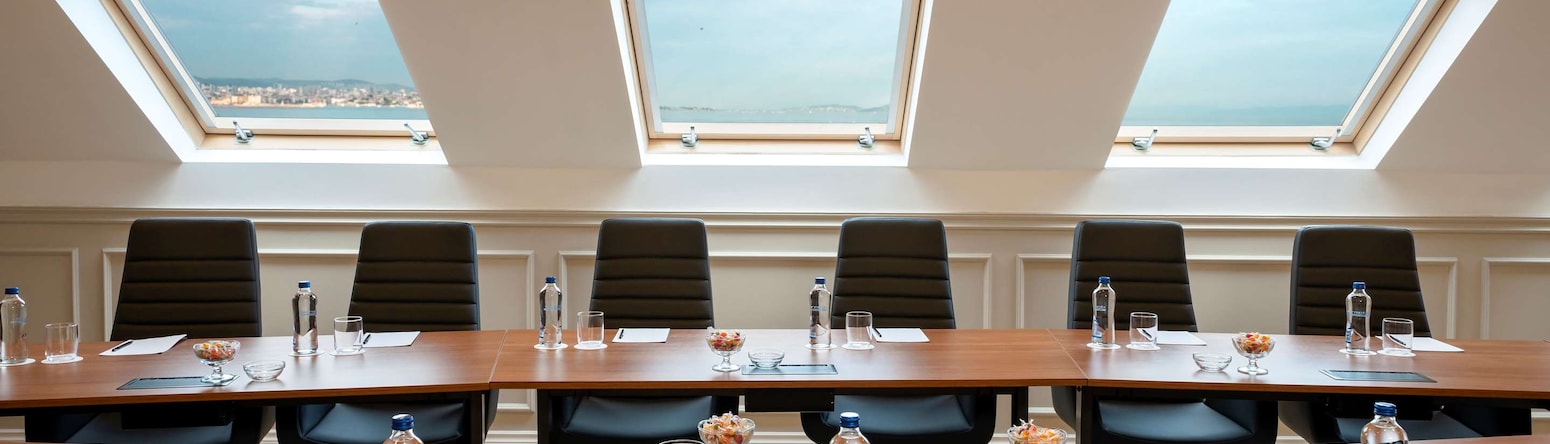 Royan Hotel Hagia Sophia Istanbul, a member of Radisson Individuals - зал для мероприятий