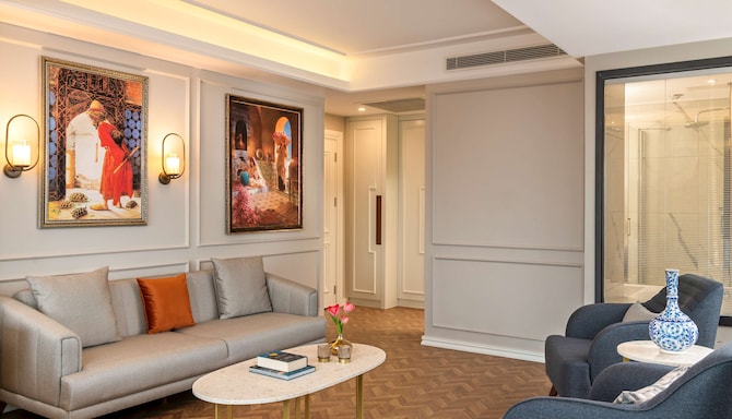 Royan Hotel Hagia Sophia Istanbul, a member of Radisson Individuals - Suite living room