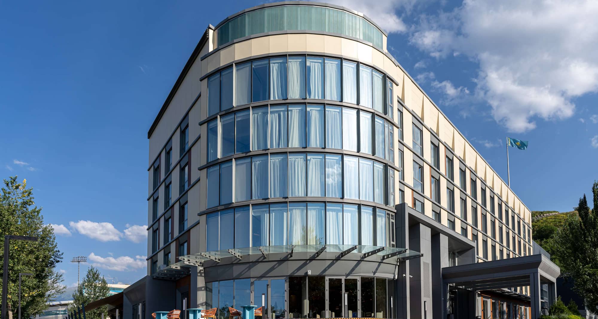 Sadu Hotel Almaty, a member of Radisson Individuals - Вид снаружи