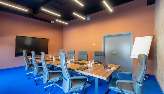 Medium Conference Room